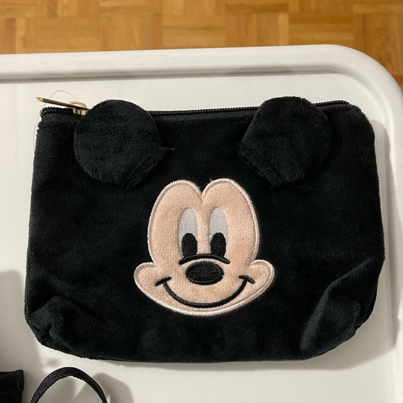 Disney Set - Picture 3 of 5